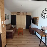 La Maison Du Bout 펜션 Créances