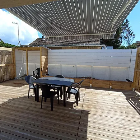 La Maison Du Bout Hébergement de vacances Créances